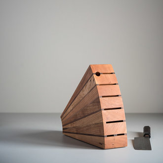 Arbol Arbol - Maple wood and walnut knife board Arbol Arbol - Maple wood and walnut knife board