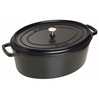 Staub Staub - 6.75 L Oval Cocotte - Black Staub Staub - 6.75 L Oval Cocotte - Black