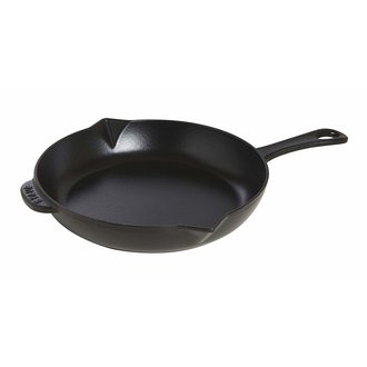 Staub Staub - 10'' Frying pan with pouring spout - Black Staub Staub - 10'' Frying pan with pouring spout - Black