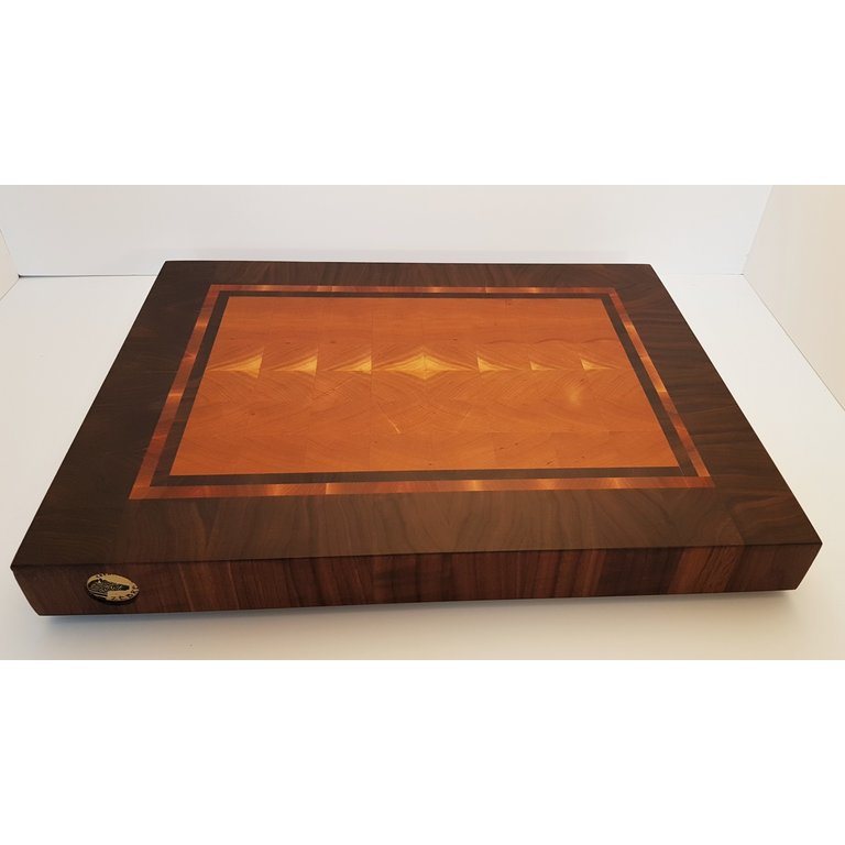 Zèbre Zèbre - Impératrice board cherry, black walnut and birch 19 "x14" (48 x 36 cm)