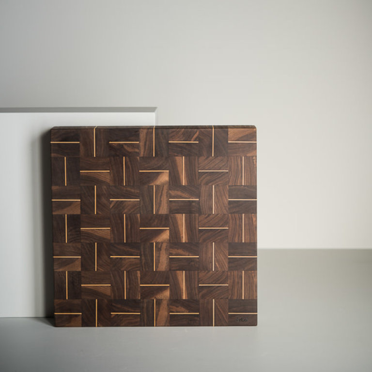 Arbol Arbol - planche zig-zag en bout de grain 33 x33 cm (13.0"x13.0") noyer-érable
