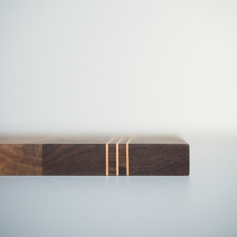 Arbol Arbol - Walnut wood square board with hole 17x17cm (7"x7")