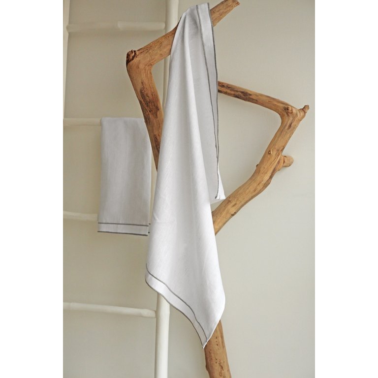 Linen Way Linen way - linge en lin Leonardo 20"x28", blanc détail argent