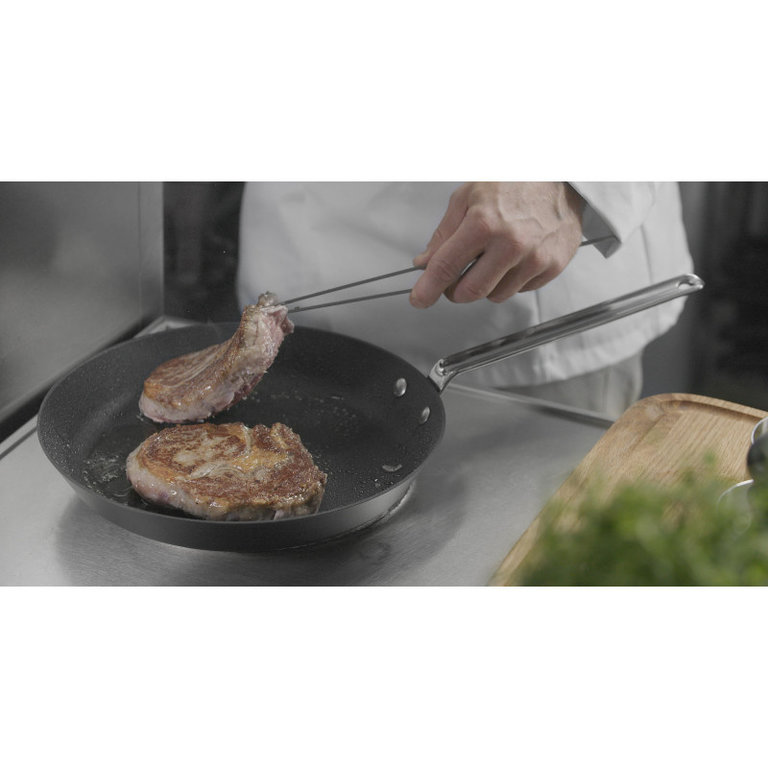 Scanpan Scanpan - TechnIQ 8.7" The Modern Skillet 22 cm (8.5")