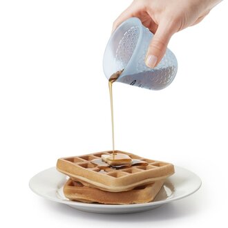 Oxo Oxo - 1/2 cup squeeze & pour silicone measuring cup