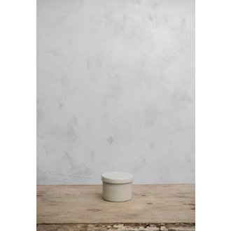 Atelier Trema Atelier Tréma - Salt/Sugar Pot (3.75x2.5") - White Atelier Trema Atelier Tréma - Salt/Sugar Pot (3.75x2.5") - White
