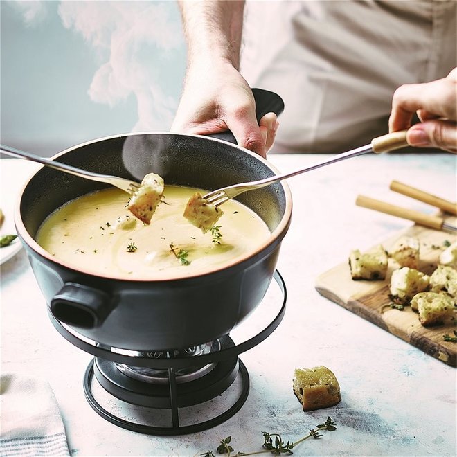 Pot à fondue chinois en laiton antique avec cheminée supérieure et paniers  à poisson à fondue rare Ensemble de grand réviseur sert un pot en laiton  traditionnel pour toute la famille 
