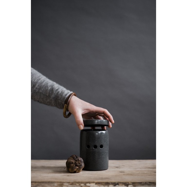 Atelier Trema Atelier Tréma - Grand Pot à Ail (5x3.8") - Ardoise