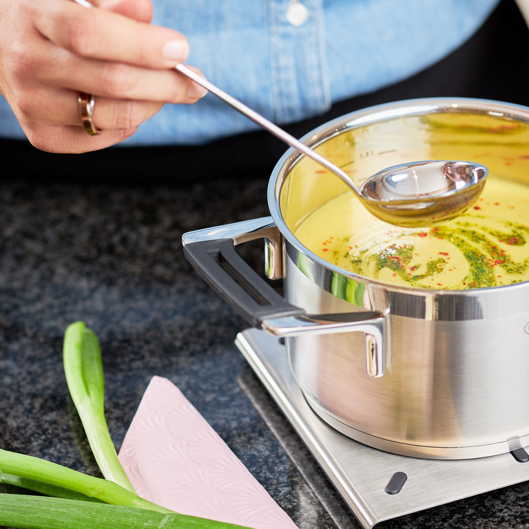 Rosle Rosle - Hook Ladle with Pouring Rim