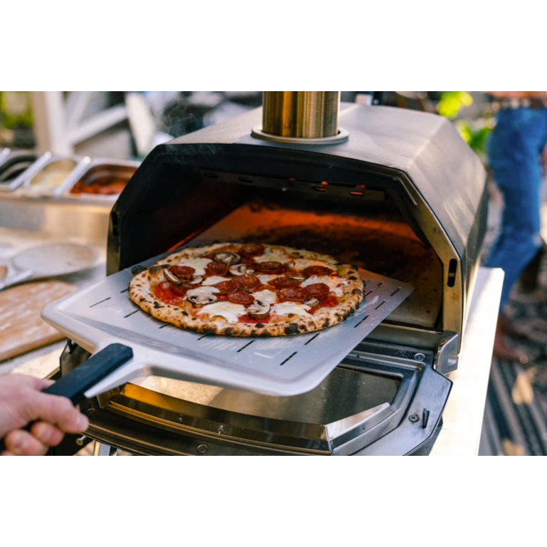 OONI Ooni - Karu 16" multi-fuel pizza oven