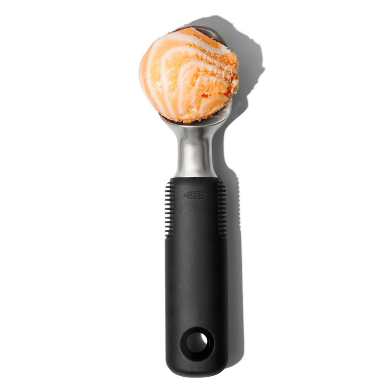 Oxo DISCONTINUÉ // Oxo - Cuillère à crème glacée, inox + silicone noir
