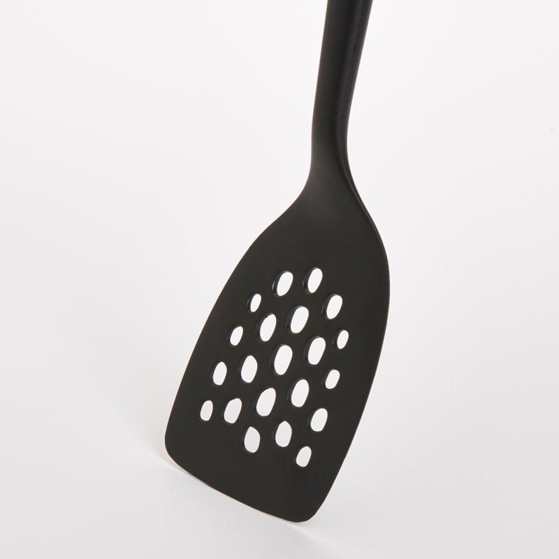 Spatule souple à crêpe en silicone d'OXO Softworks Noir 