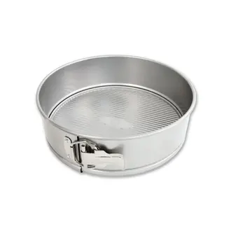 USA PAN USA PAN - Moule à Charnière (9"*2.75") - Antiadhésif USA PAN USA PAN - Moule à Charnière (9"*2.75") - Antiadhésif