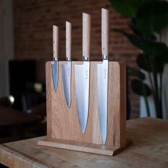Hazaki Knives Hazaki - Magnetic Knife Block - White Oak
