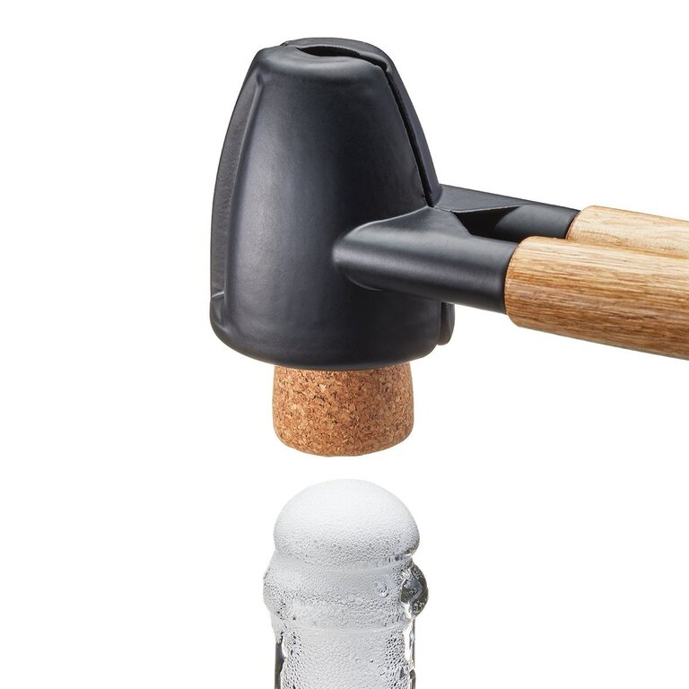 Gefu Gefu - DUOS - Nut Cracker With Wooden Handle