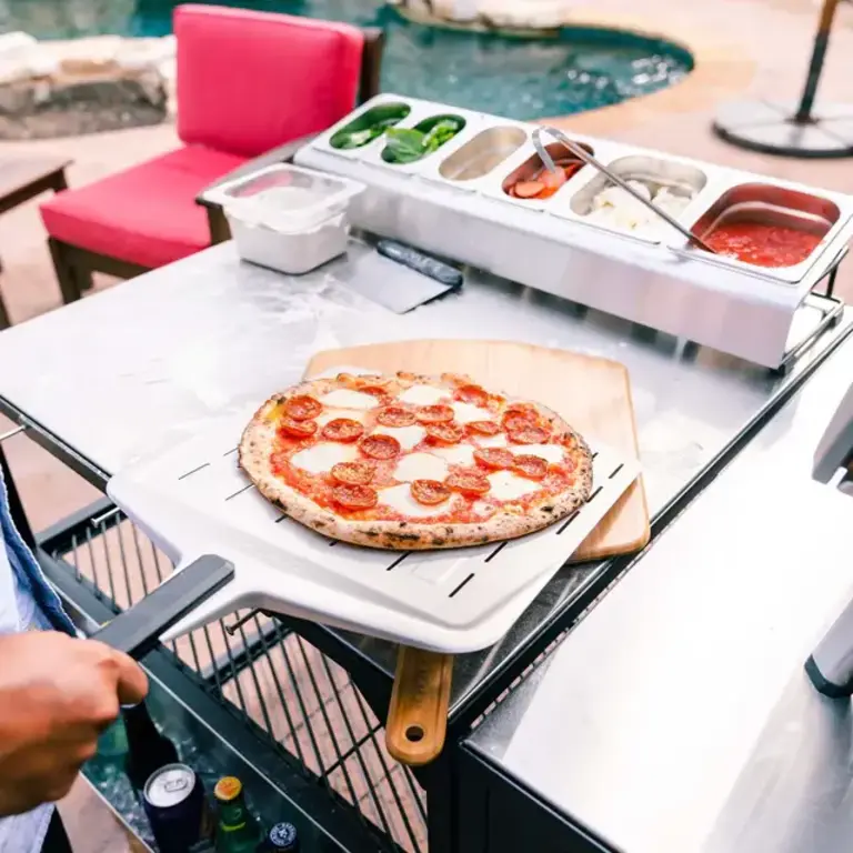 OONI Ooni - Perforated Pizza Peel - 12″ (30cm) - Stainless Steel