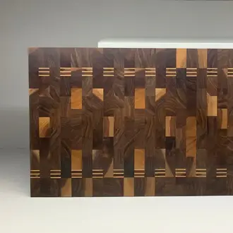 Arbol Arbol - Ziggy end-grain cutting board (10.5"x11"), walnut