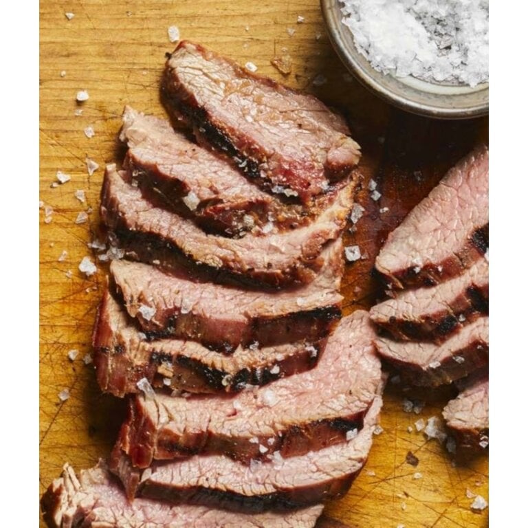 Penguin America's Test Kitchen - The Complete Grilling and Barbecue Cookbook