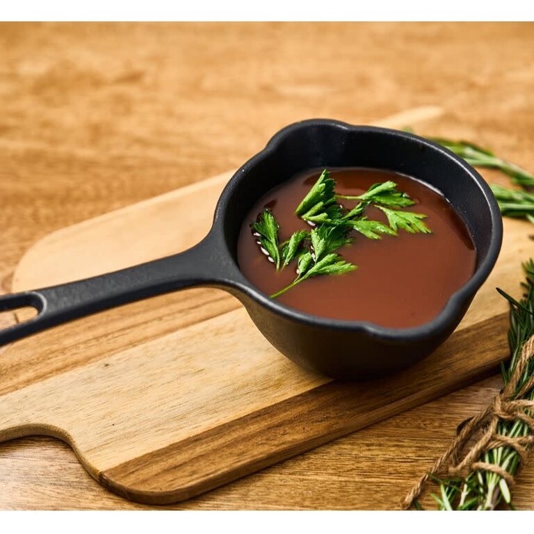 Victoria Victoria - Mini Cast Iron Saucepan (0.4L)