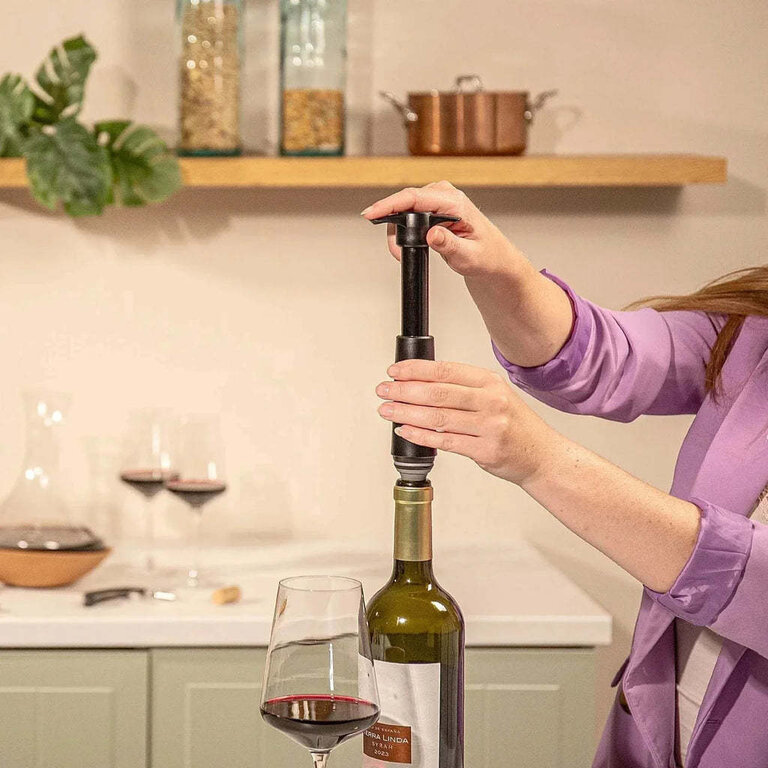 Vacuvin Vacuvin -  Wine Saver Original + 1 Stopper - Black