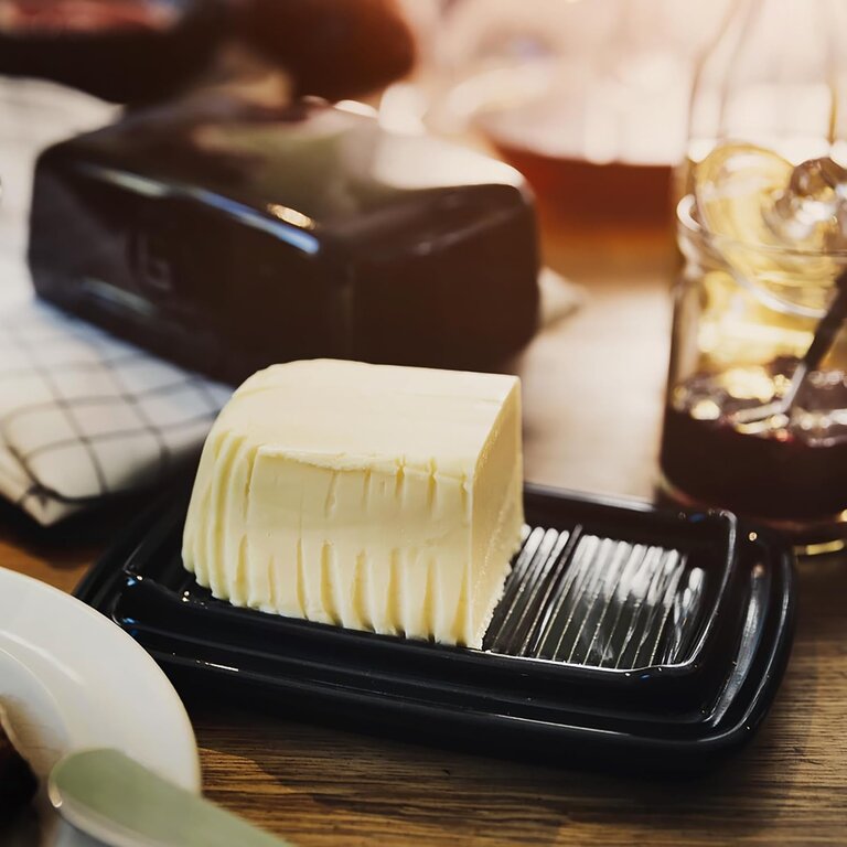 Émile Henry Emile Henry - Ceramic Butter Dish  - Black Truffle