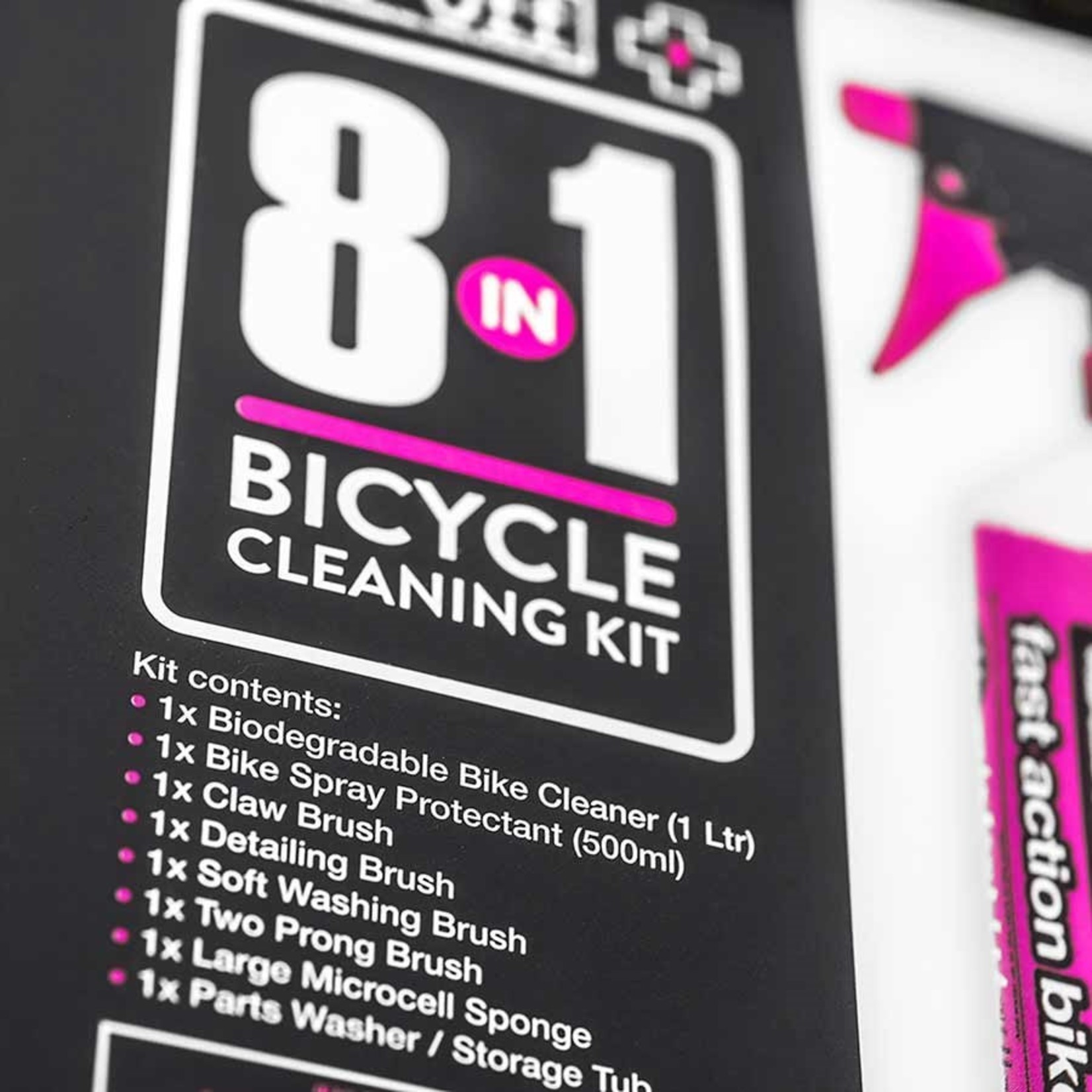 Muc-Off 250US 8 In 1 Bicycle Cleaning Kit - Great Gift For Bike Lovers -  Includes Bike Cleaner, Bike Protect, Brushes And Sponge In A Storage Tub,  Black : : Sports & Outdoors