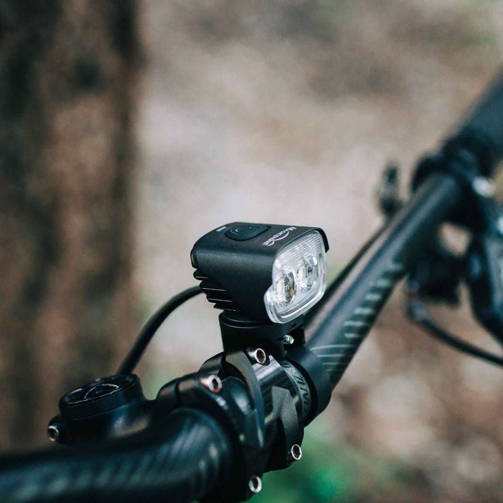 thumbnail image 2 of Magicshine MJ 902S Bike Light - 3000 Lumen MTB Front Light USB Rechargeable 2 of 12
