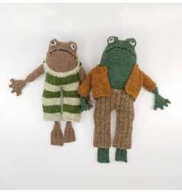Stranded by the Sea Frog and Toad Knitting Kit