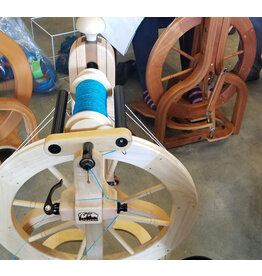 Char Gascho, Instructor Spinning Class: Intro to Spinning Wheel (2 hrs)