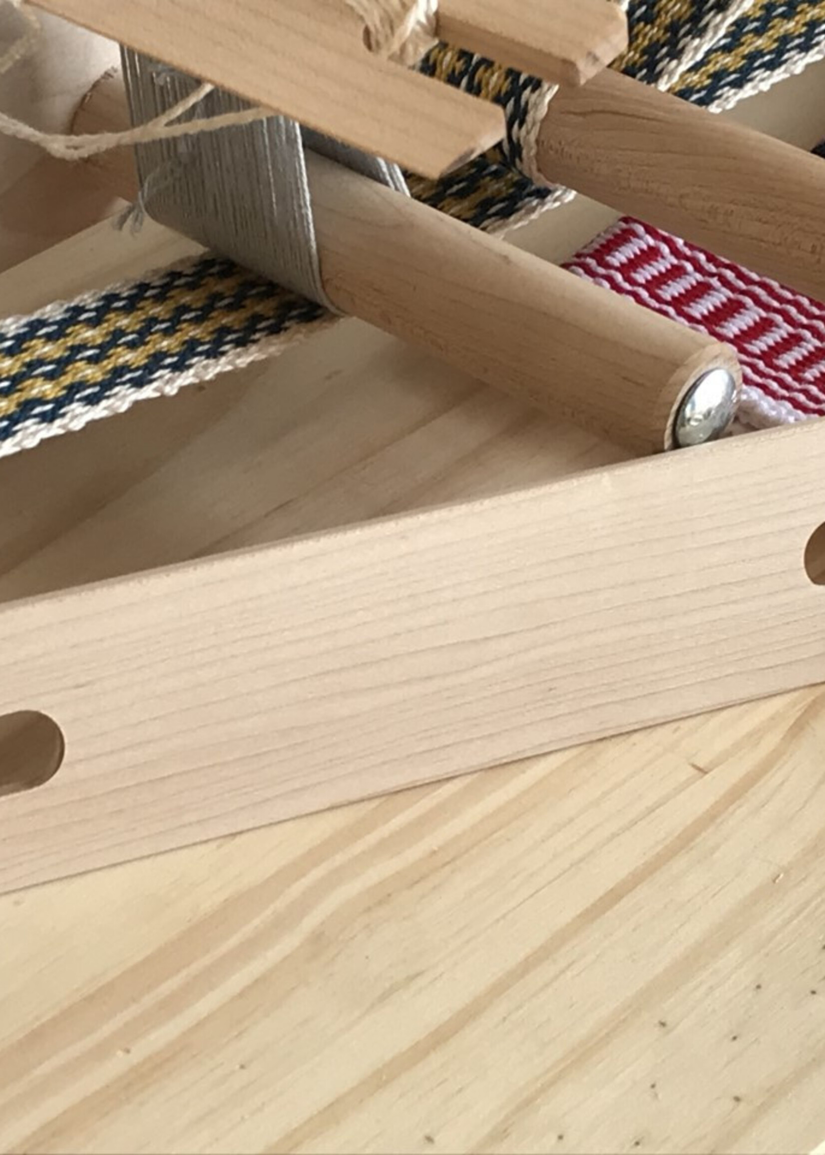 Fiber Artist Supply Co Belt Shuttle for Inkle Loom