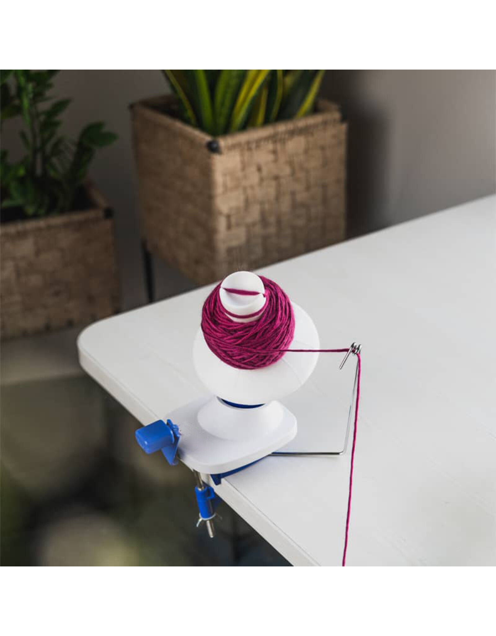 Knitter's Pride KnitPro Ball Winder