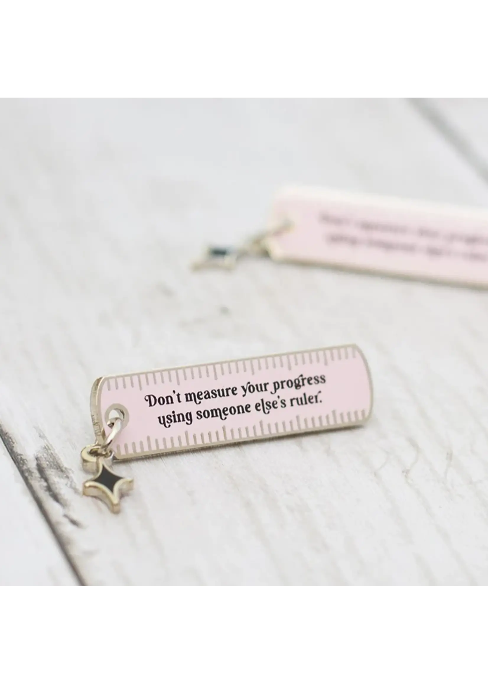 Gray Muse Progress Ruler with Charm Enamel Pin