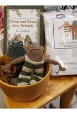 Stranded by the Sea Frog and Toad Knitting Kit