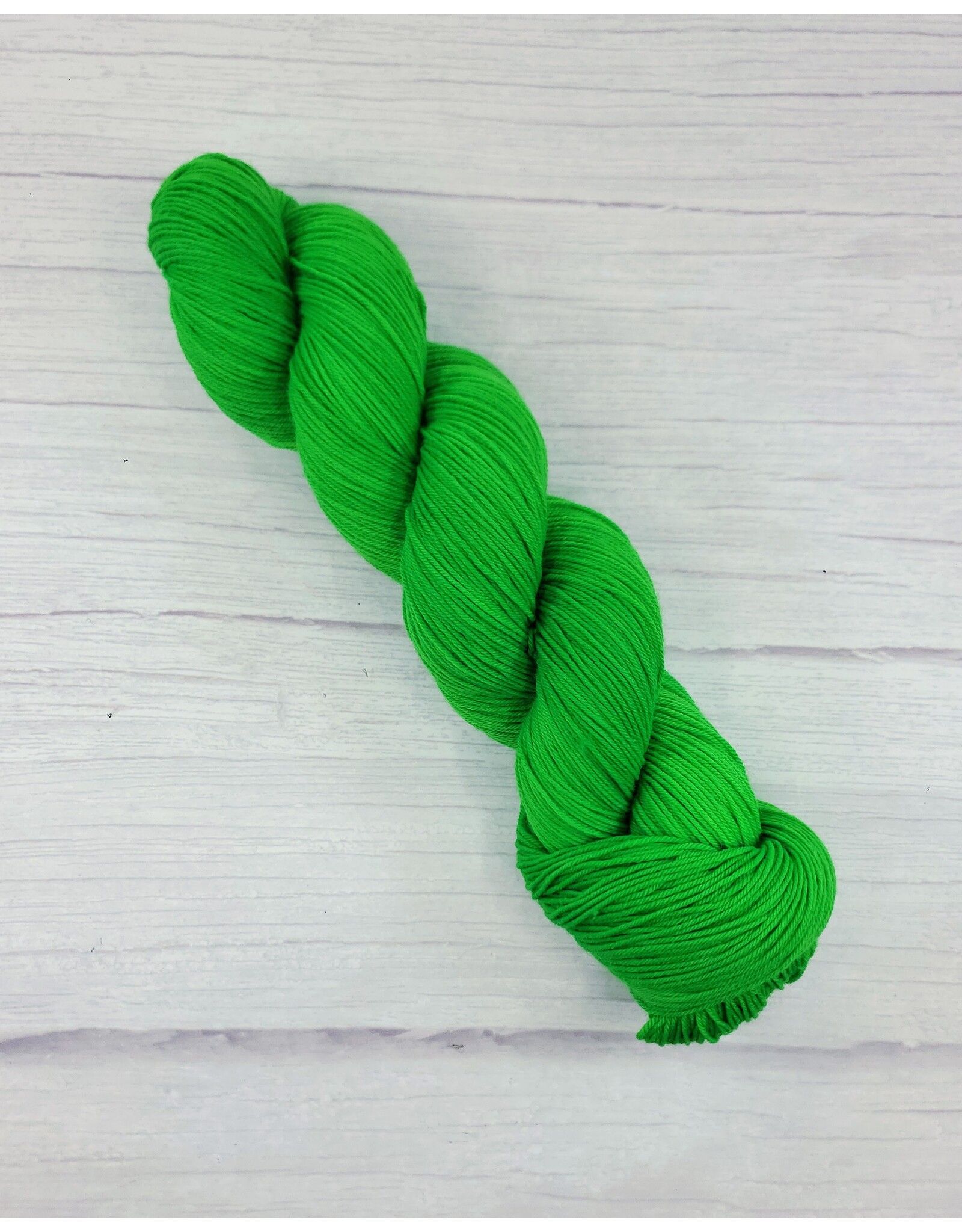 Stranded Studio Sea Nymph 100g UV Reactive