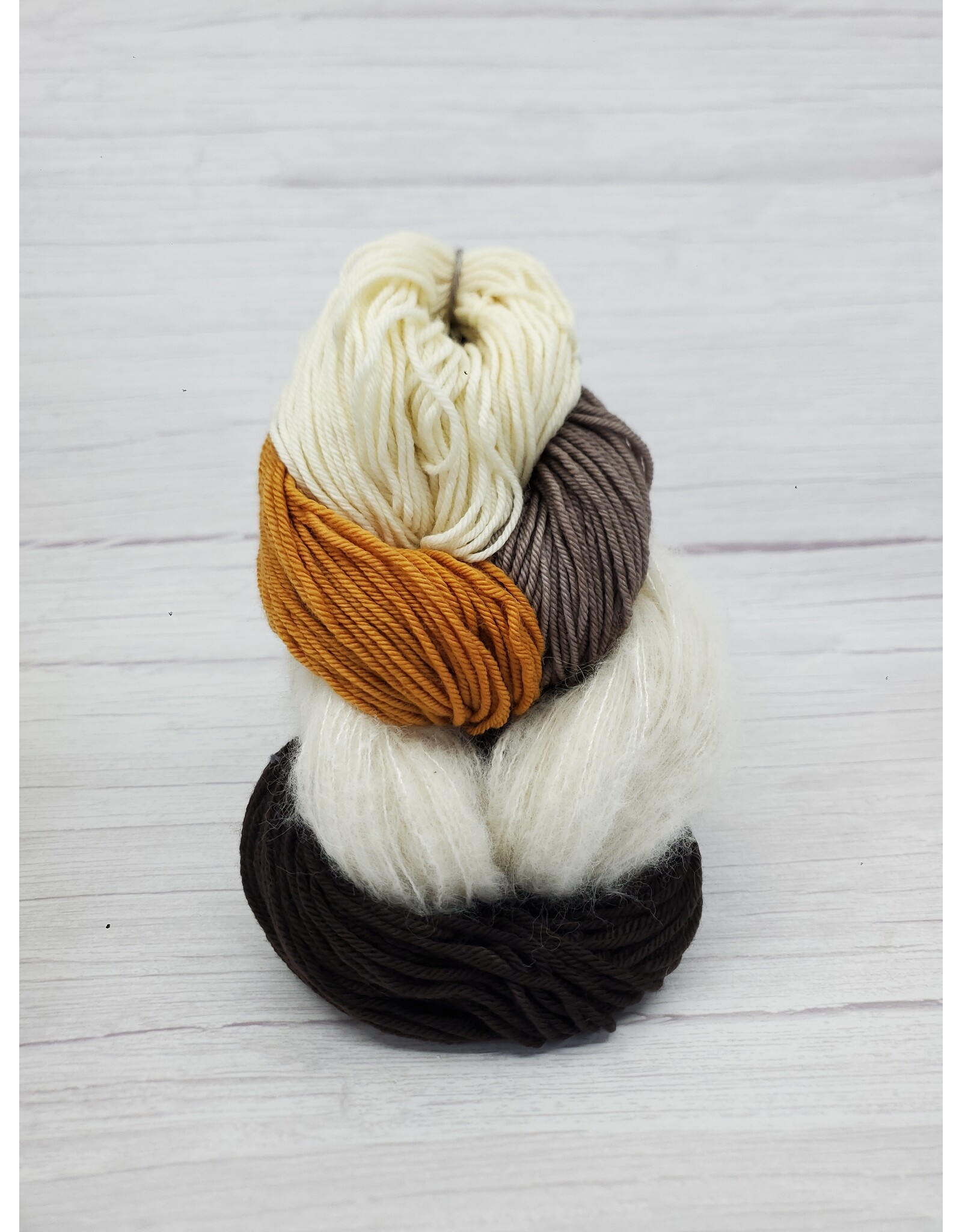 Stranded Studio Wooly Strix Crochet Set Willowbark Narwhal 2025 LYS Tour