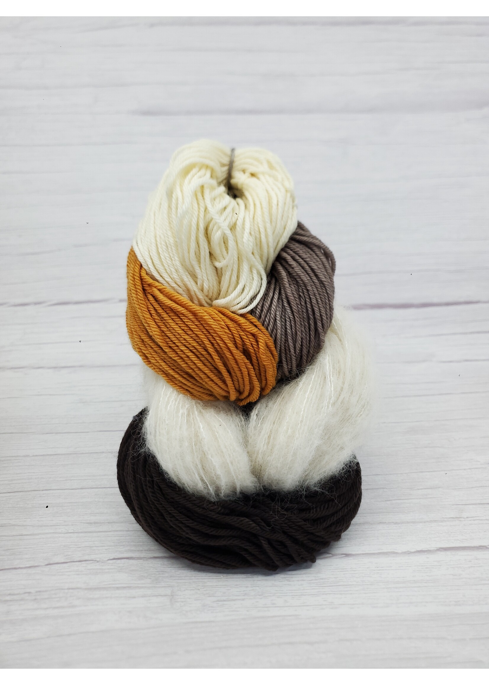 Stranded Studio Wooly Strix Crochet Set Willowbark Narwhal 2025 LYS Tour