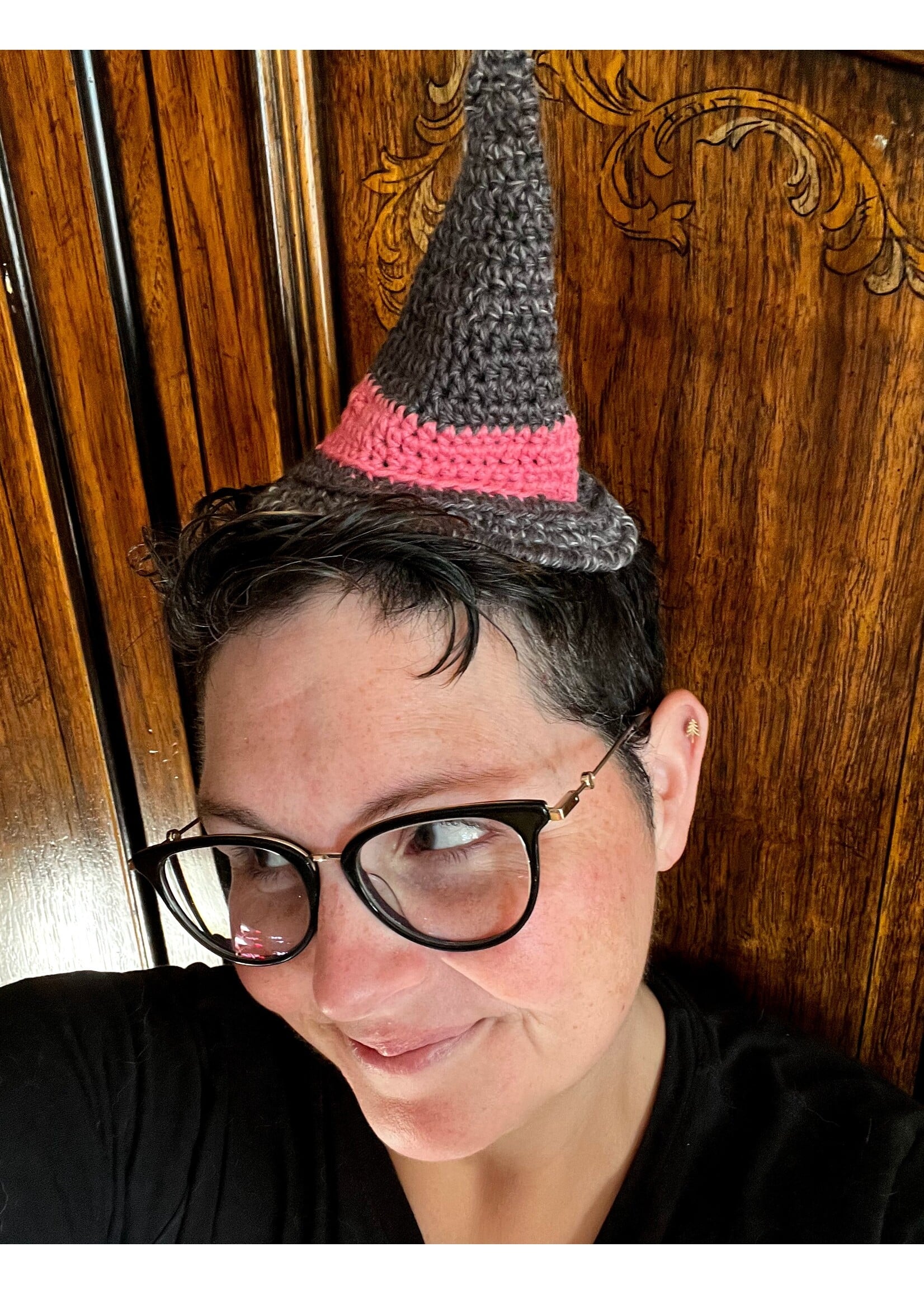 Sethany Knits Crochet Workshop: Mini Witch Hat