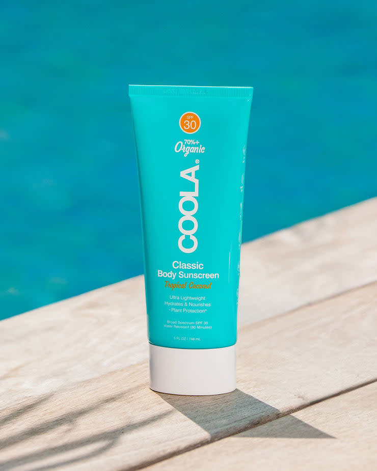 Coola COOLA : Crème solaire Classique pour le corps  FPS 30 - Noix de coco tropicale