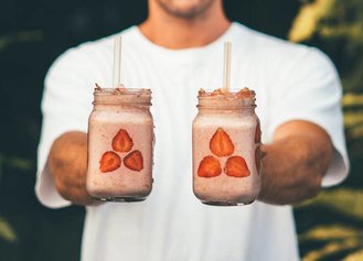 RECIPE IDEA: MIX PERFORMANCE, HEALTH AND PLEASURE, IT'S POSSIBLE WITH A SPORTS SPECIAL SMOOTHIE