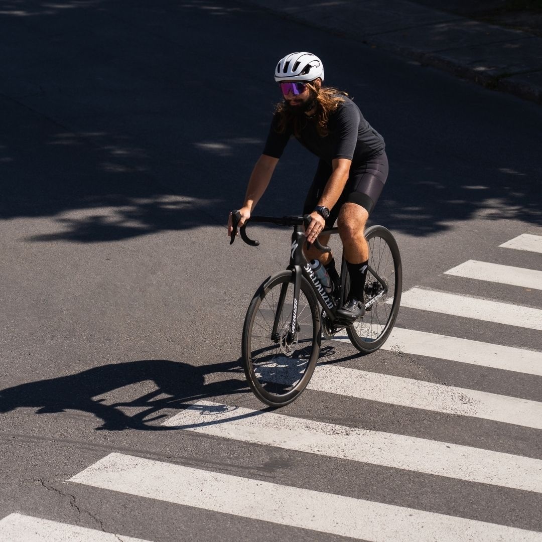 BLOGUE - Les essentiels à apporter à vélo pour éviter une crevaison - Cycle  Néron