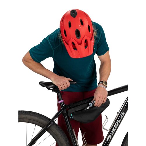 Osprey Osprey Escapist 2L Frame Bag Osprey Osprey Escapist 2L Frame Bag
