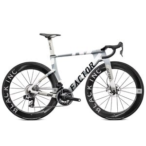 Factor One Red AXS w/ Power Meter