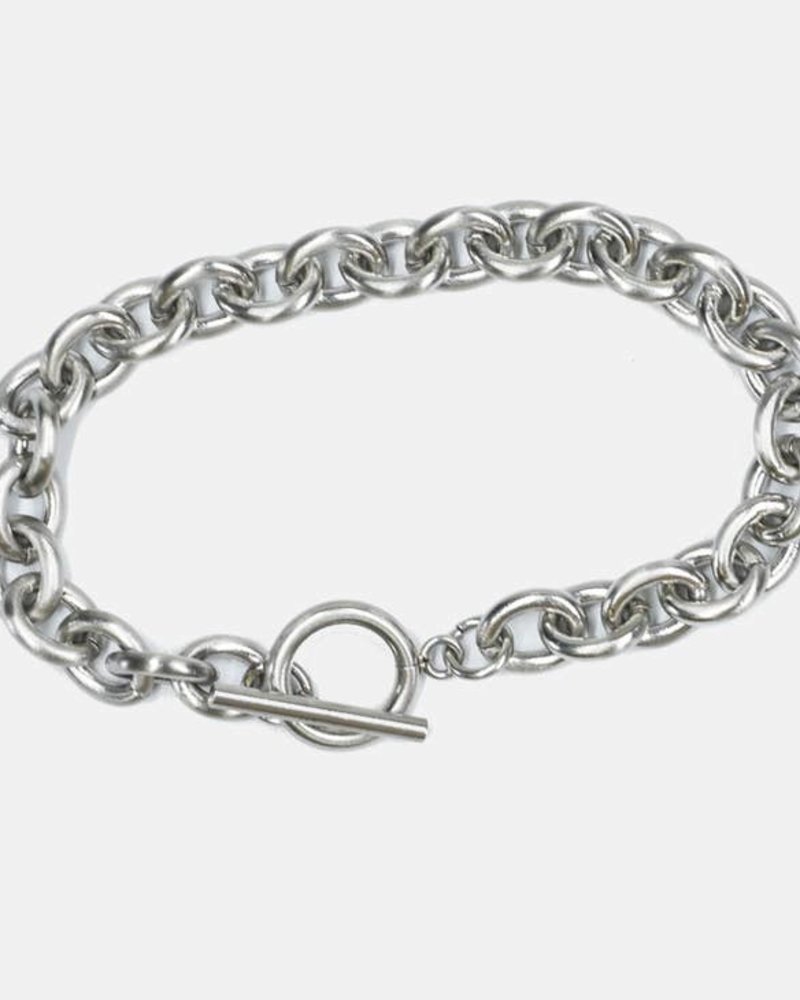 Curated Basics Oval Chain Toggle Bracelet