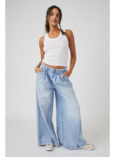 Free People Chill Vibes Dropped Wide Leg Jeans - Squash Blossom