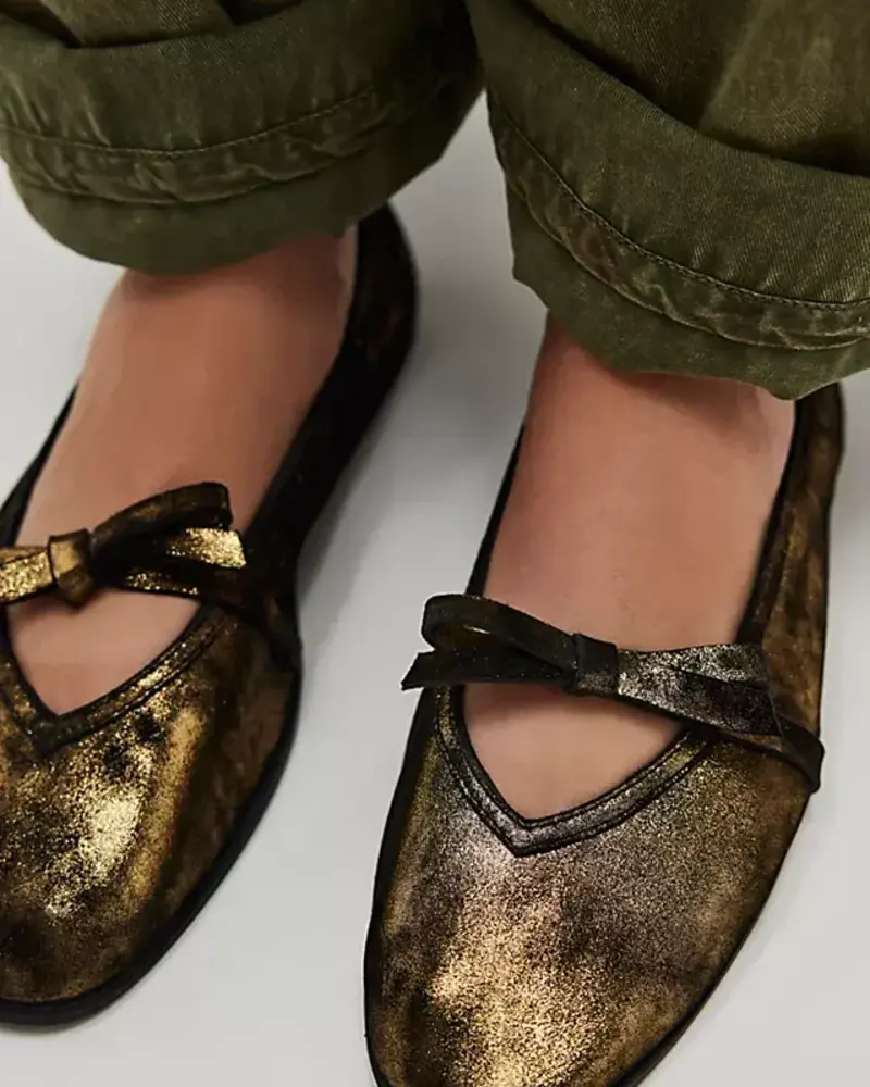 Free People Mania Bow Flat Squash Blossom Boutique