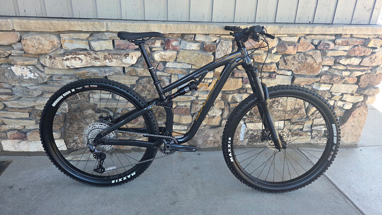 Salsa Salsa Horsethief - Small - Deore 12 speed -  29" - Aluminum - Dark Gray