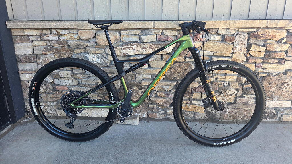 Orbea Oiz M21 Large 29"  Green and Black 2024 Bike