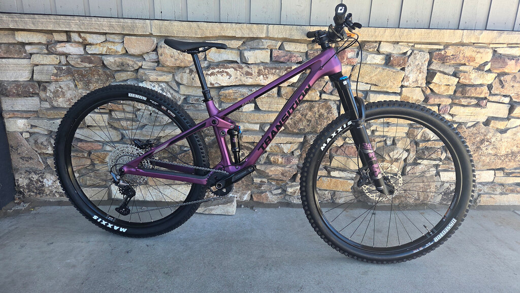 Transition Transition Spur Carbon  Deore Small Blackberry 2025 bike