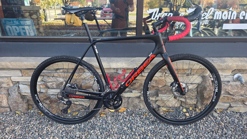 Orbea Terra Large GRX 800 Black/Red Custom DEMO BIKE