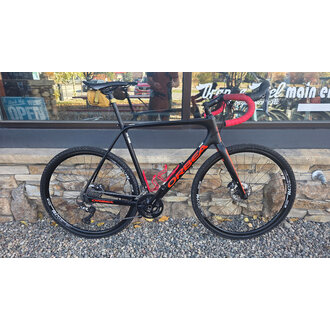 Orbea Terra - Large - GRX 800 - Black/Red - Custom Demo Bike
